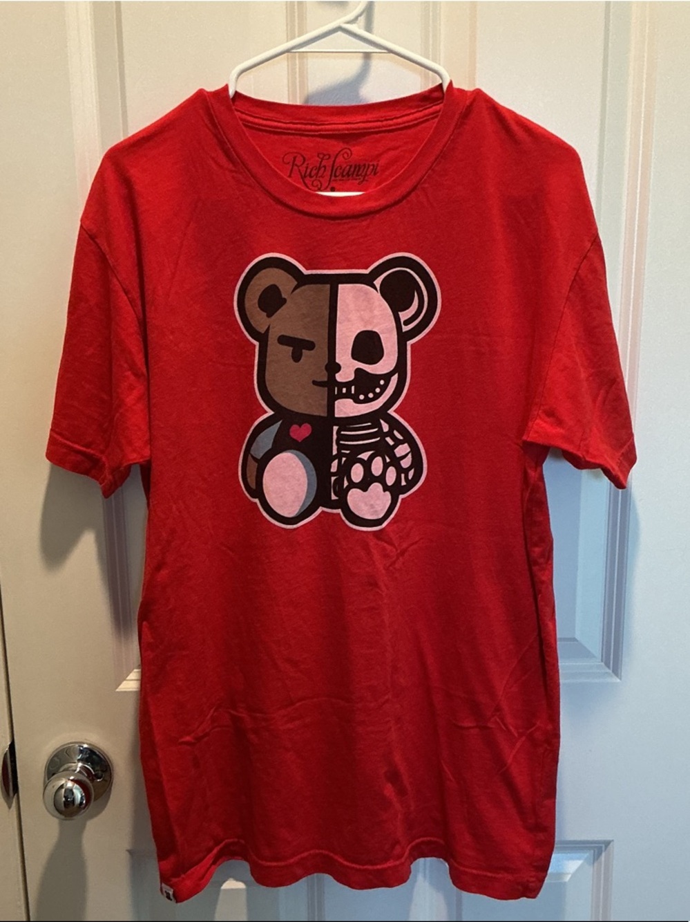 Red Rich Scampi Graphic Tee with Teddy Skull Design EUC